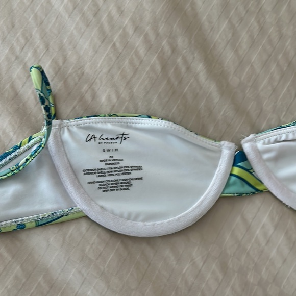 Pacsun Xs bikini top - Picture 2 of 2